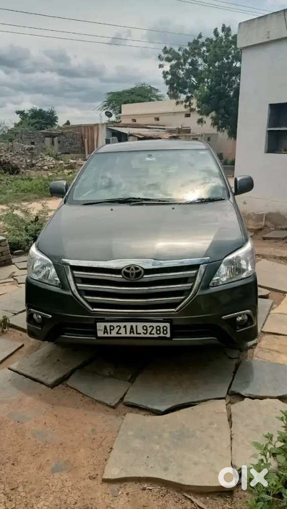 Toyota Innova  2012 Diesel 310000 Km