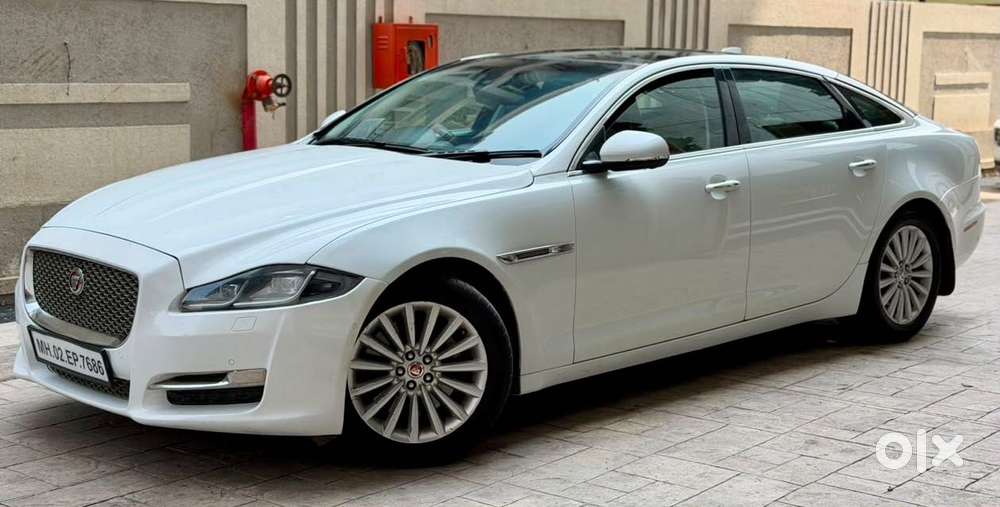 Jaguar Others, 2017, Petrol