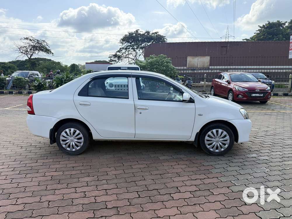 Toyota Etios G, 2015, Petrol