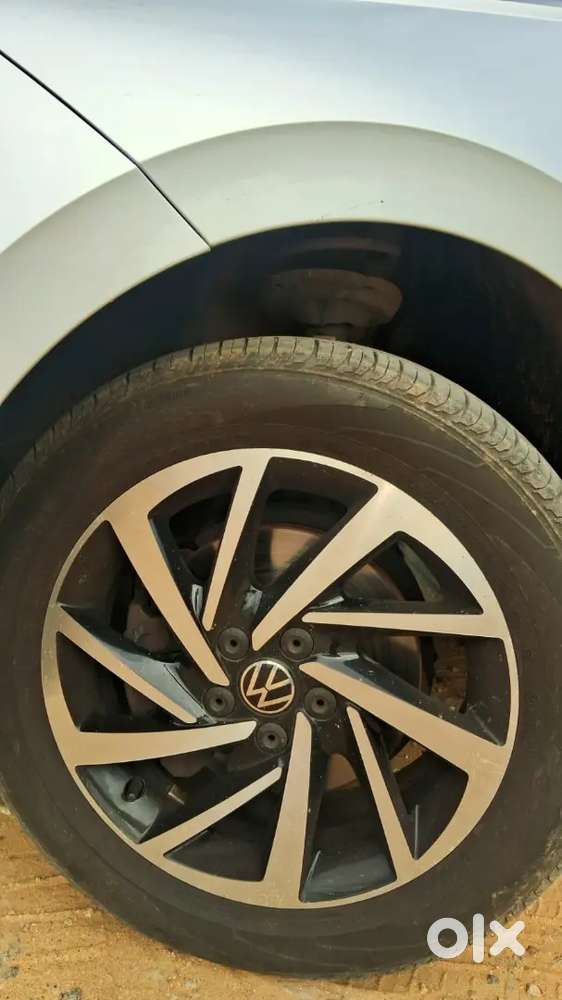 Volkswagen Virtus 2024 Petrol 24000 Km Driven