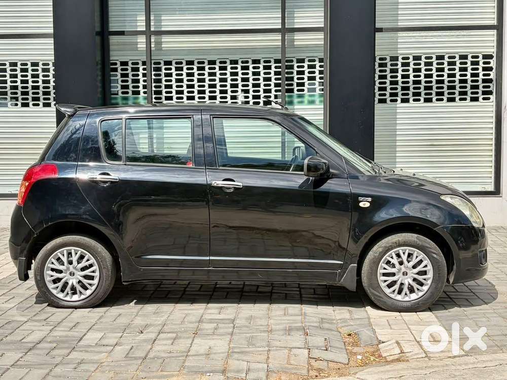 Maruti Suzuki Swift Vdi Bsiv, 2010, Diesel