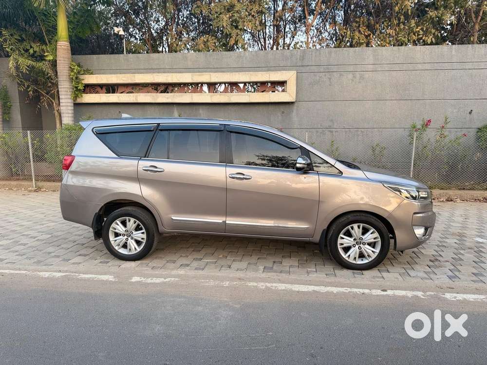 Toyota Innova Crysta 2.8 Zx At, 2016, Diesel