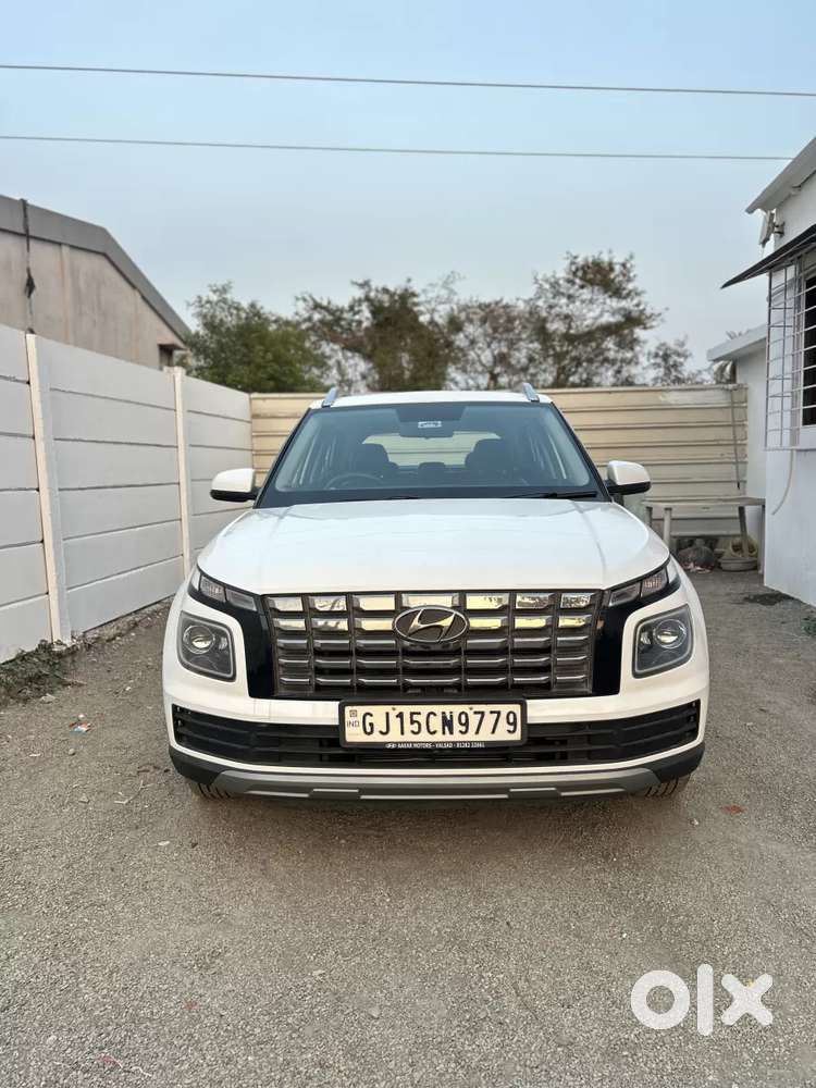 Hyundai Venue 1.2 S (o), 2023, Petrol