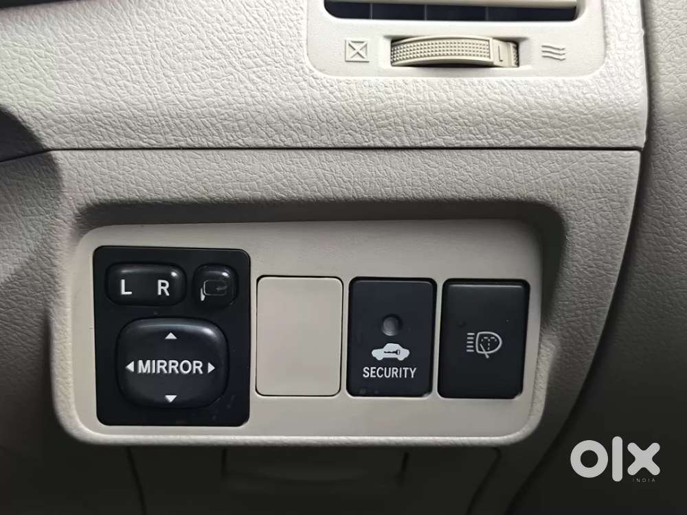 Toyota Corolla Altis, 2013, Petrol