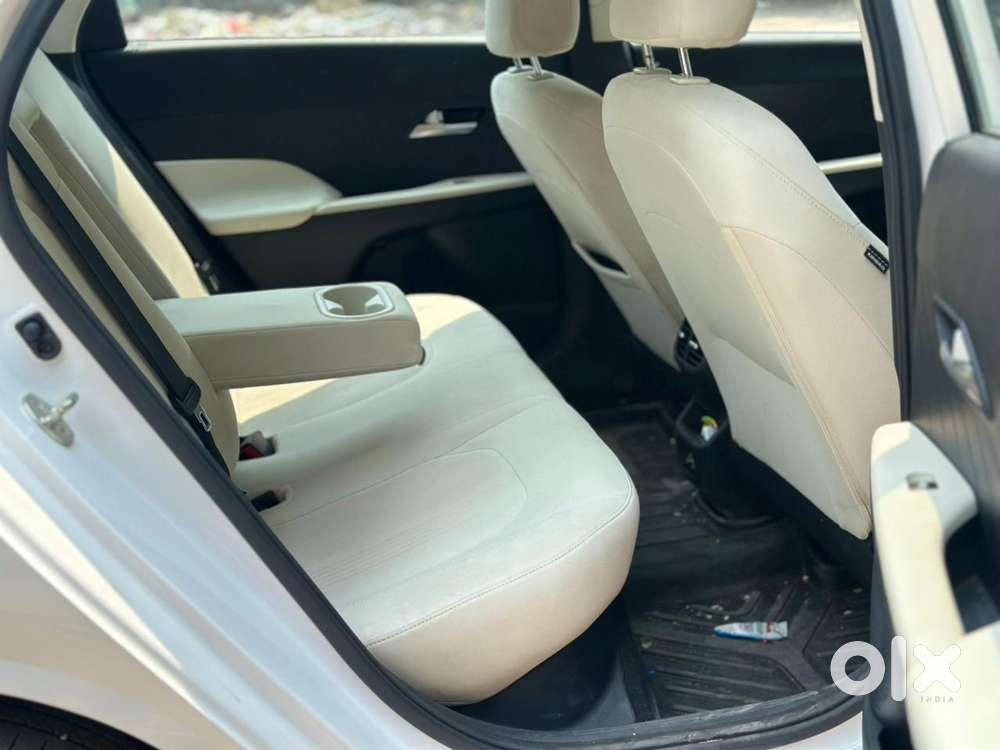 Hyundai Verna Sx 1.5 Petrol Ivt, 2025, Petrol
