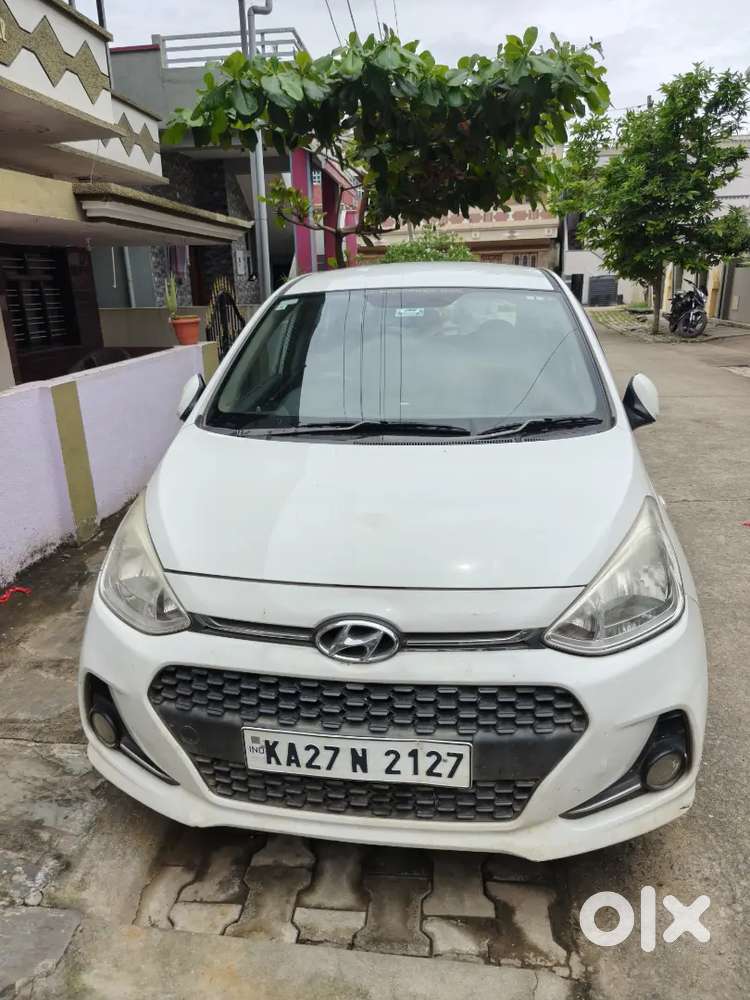 Hyundai Grand I10 Sportz 2017 Dual Tone