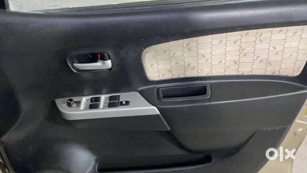 Maruti Suzuki Wagon R 1.0 Vxi, 2016, Petrol