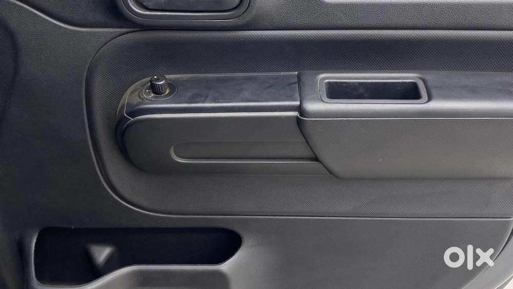 Mahindra Thar Lx Hard Top Diesel Mt 4wd, 2023, Petrol