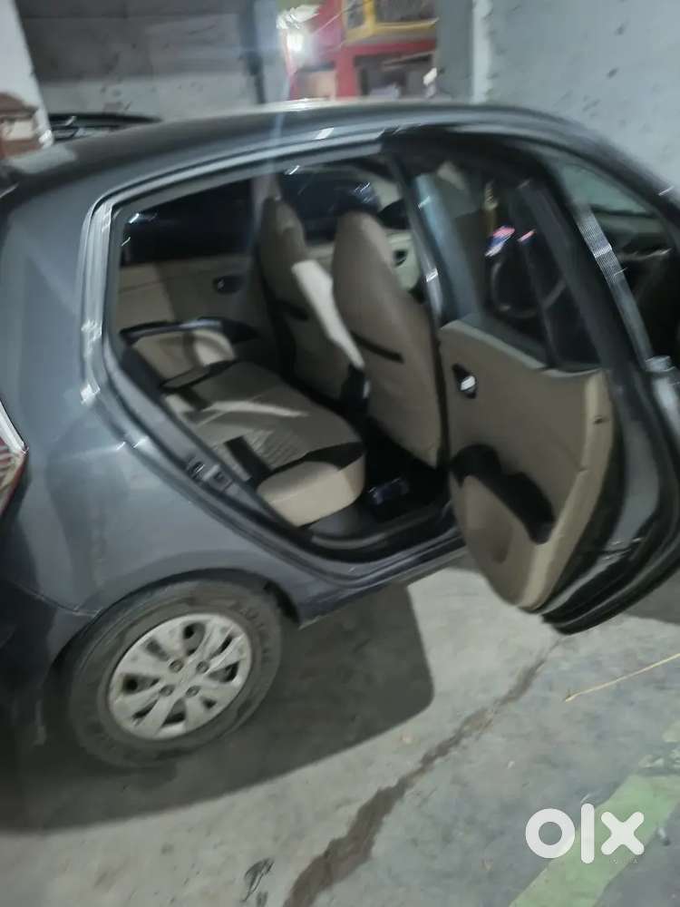 Hyundai I10 2012 Petrol 84000 Km Driven