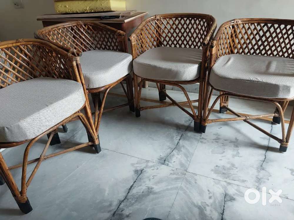4 garden chairs of Cane