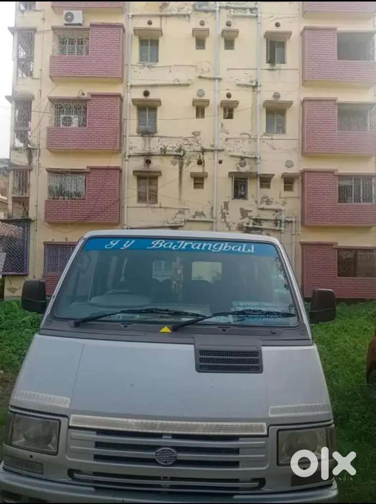 Tata Winger 13 Seater Ac
