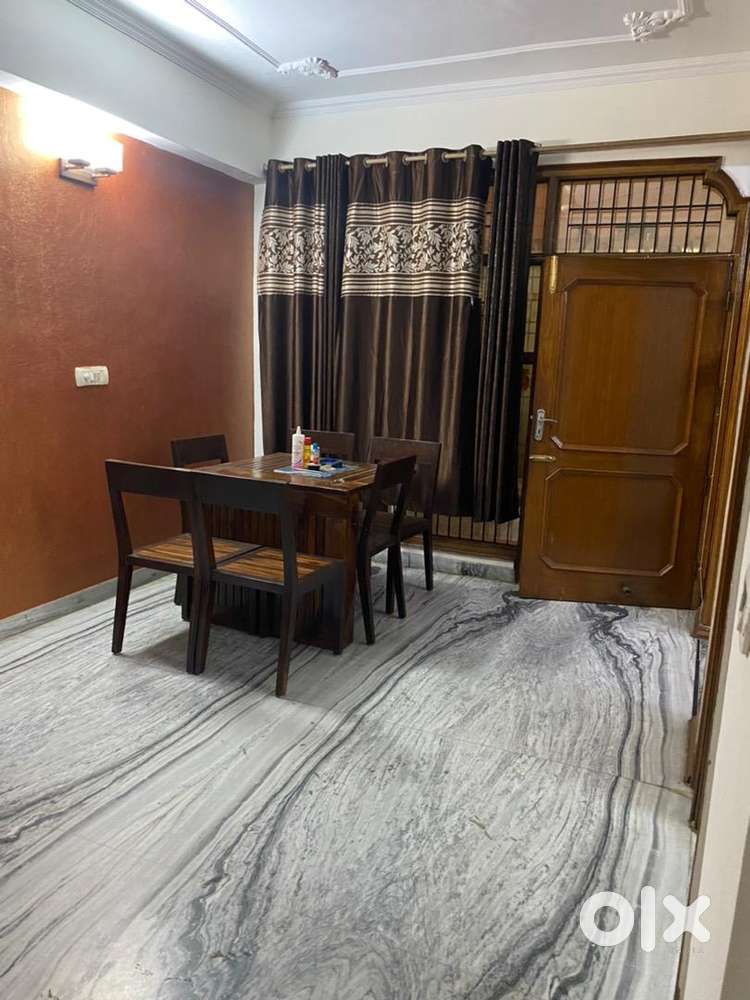 Hig lower 2bhk first floor flat sector 43 Chandigarh For Sale Houses