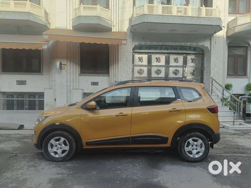Renault Triber Rxz, 2020, Petrol