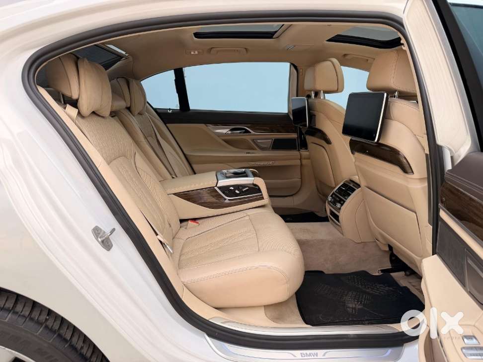 Bmw 7 Series [2016-2019] 3.0 730ld Dpe Signature, 2016, Diesel