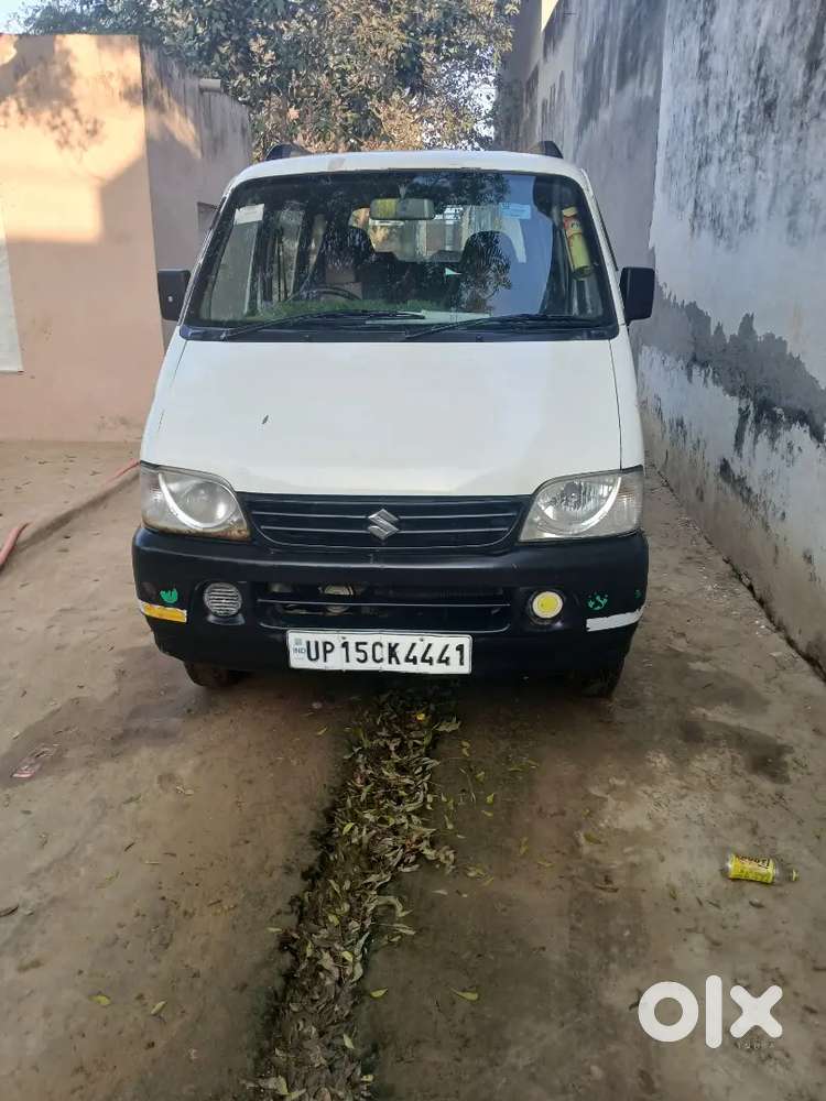 Lpg Pass Hai Cng Per Chal Rahi Hai