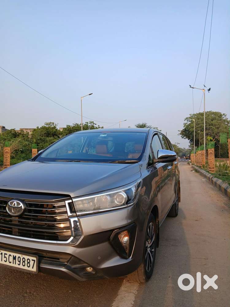 Toyota Innova Crysta [2020-ongoing] 2.4 Zx At 7 Str, 2022, Diesel