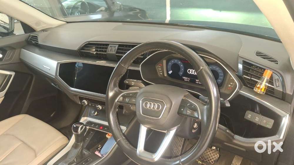 Audi Q3 2023 Premium