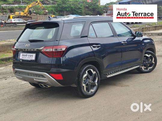 Hyundai Alcazar Signature (o) 7 Seater 1.5 Diesel At Adventure Dual ..
