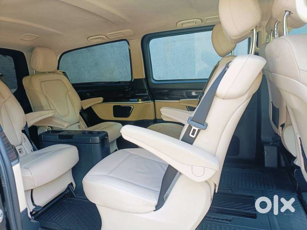 Mercedes-benz V-class 2.1 220 Expression Diesel At, 2019, Diesel