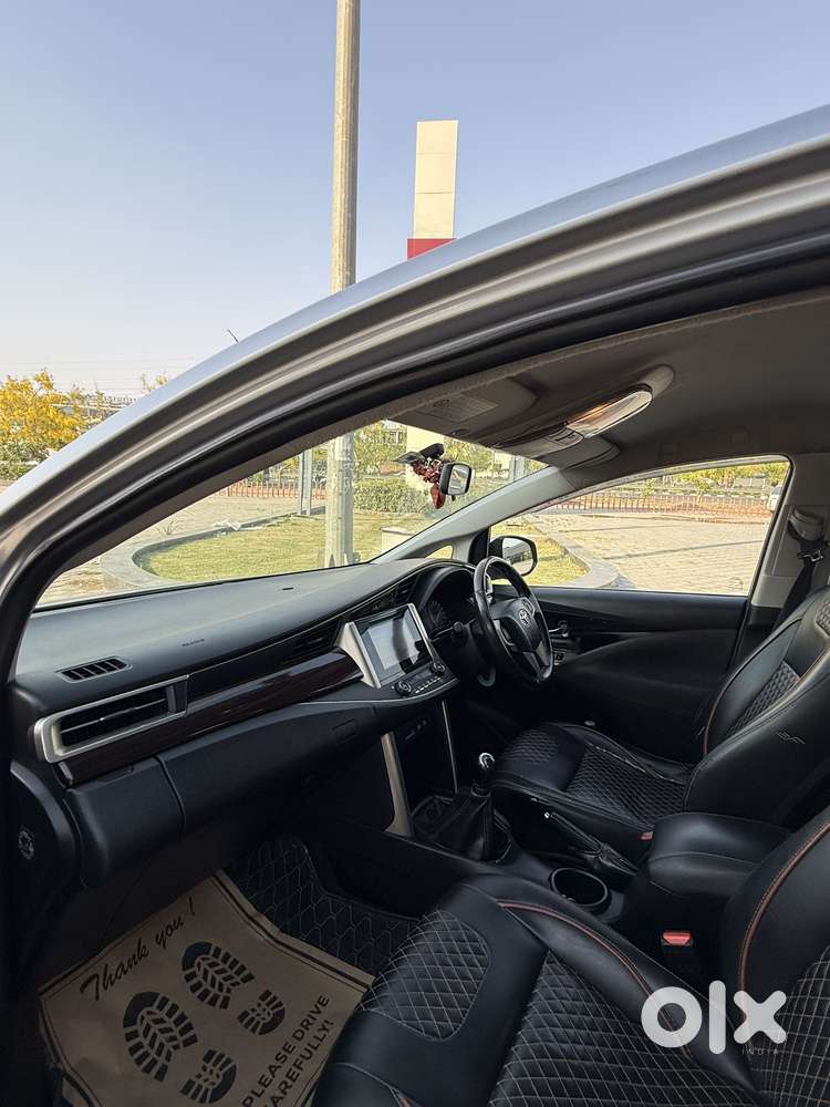 Toyota Innova Crysta 2.4 V, 2017, Diesel