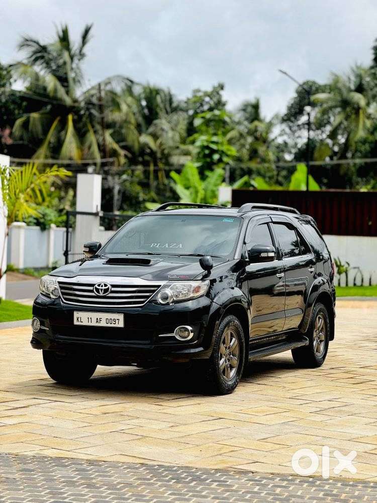 Toyota Fortuner 3.0 4x4 Manual, 2010, Diesel