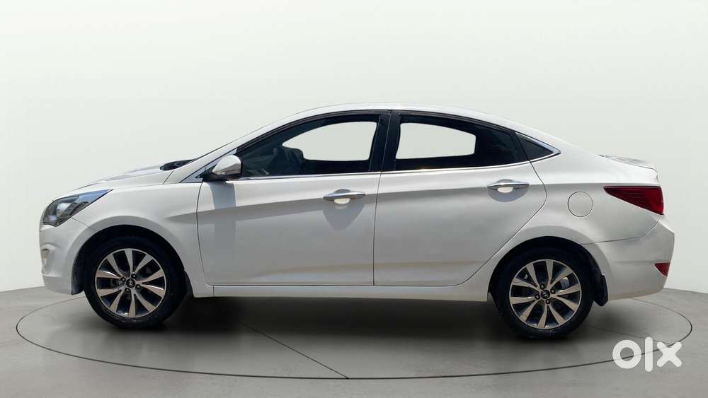 Hyundai Verna 1.6 Vtvt Sx, 2016, Petrol