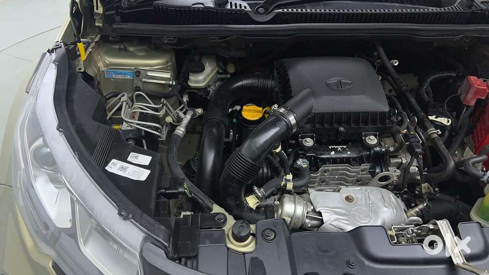 Tata Nexon 1.2 Revotron Xza Plus Premium, 2022, Petrol