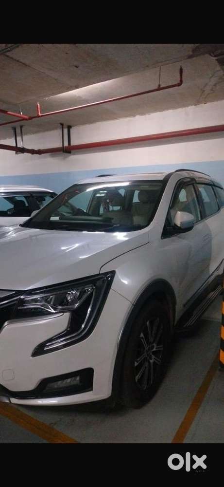 Mahindra Petrol Car 2022