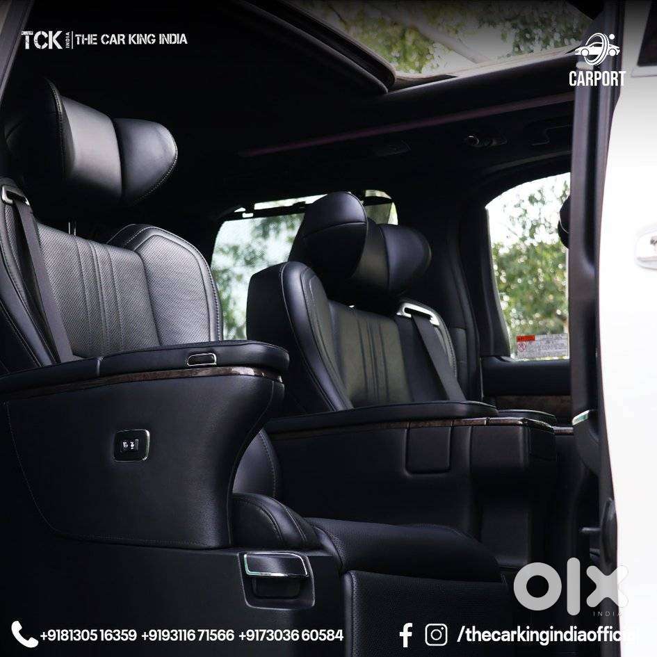 Toyota Vellfire 2.5 Executive Lounge, 2020, Petrol