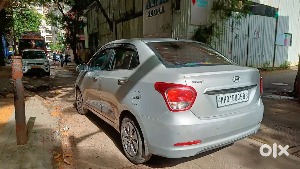 Hyundai Xcent Petrol Manual 2014