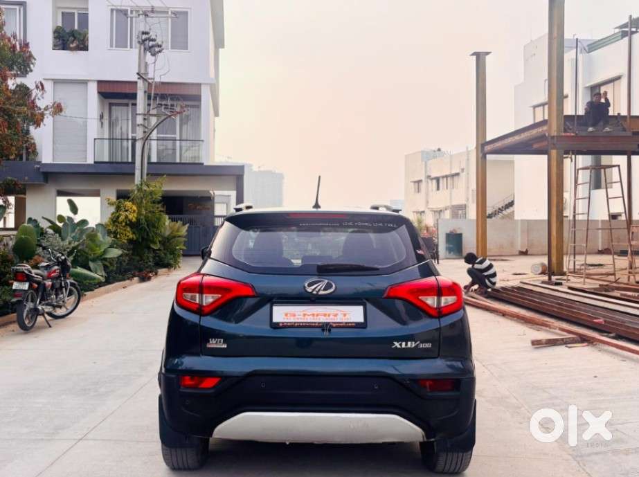 Mahindra Xuv300 W8 (o) 1.5 Diesel Amt, 2019, Diesel