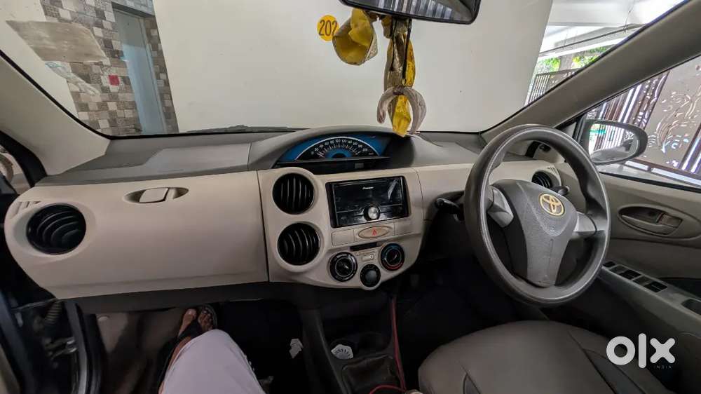 Toyota Etios 2013 Cng & Hybrids Well Maintained
