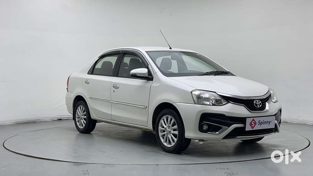 Toyota Etios Liva Vx Dual Tone, 2018, Petrol