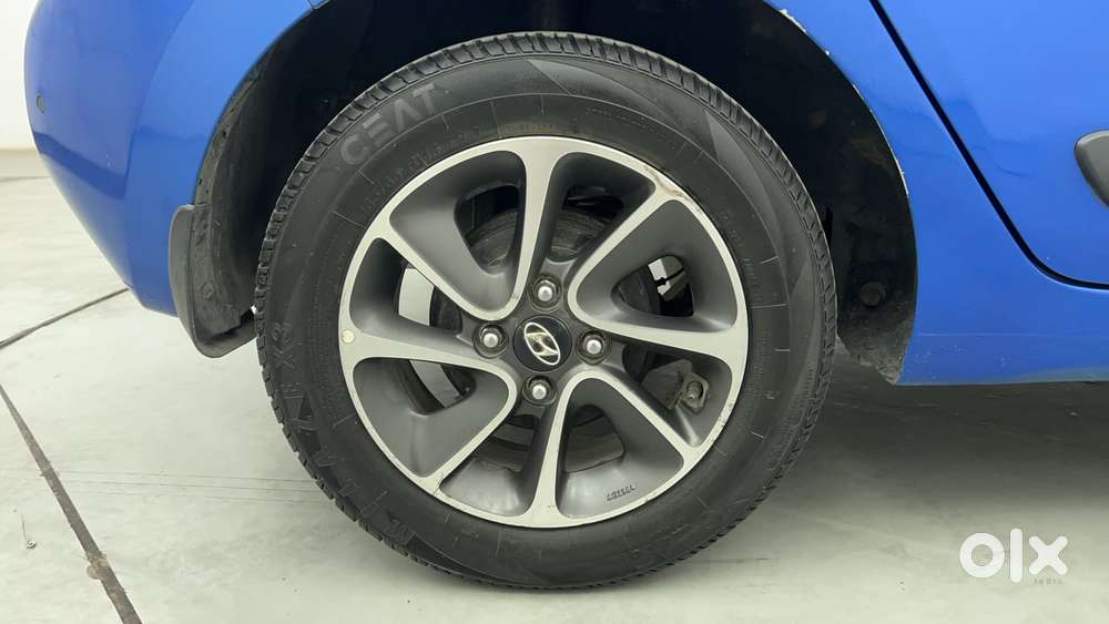 Hyundai Grand I10 [2017-2020] 1.2 Kappa Vtvt Sportz At, 2019, Petrol