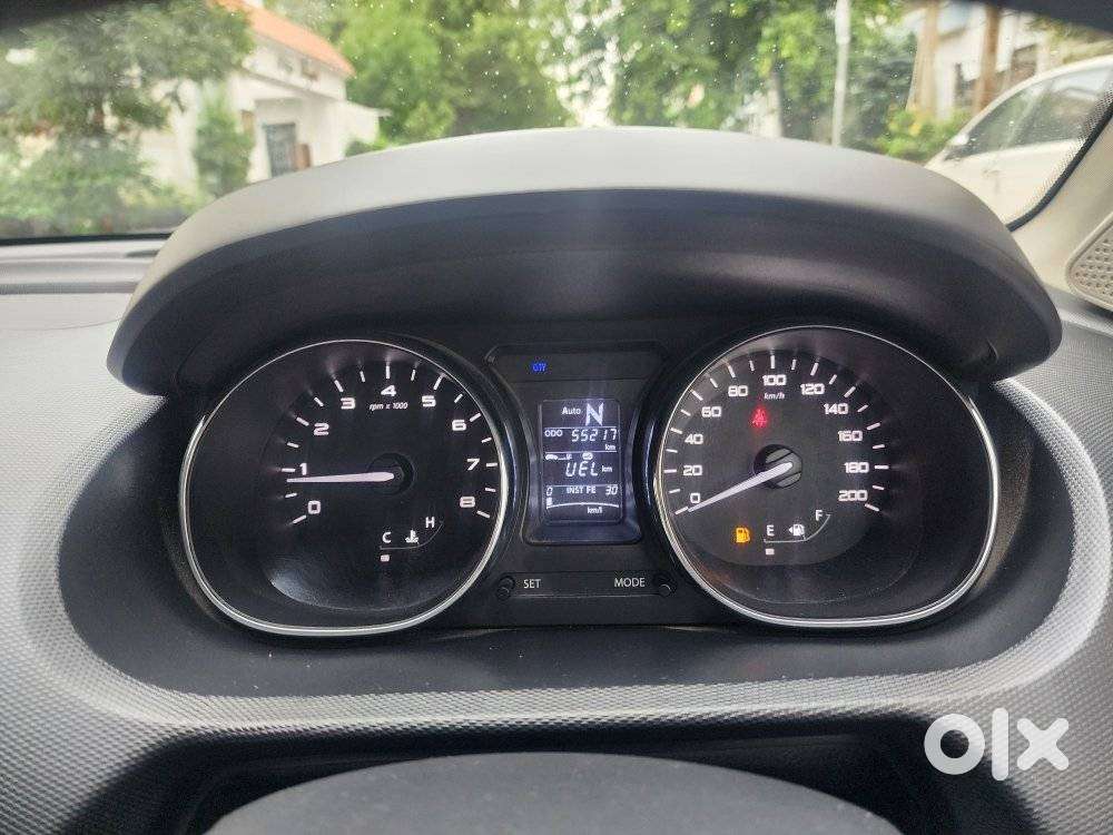 Tata Tiago 1.2 Revotron Xz Plus Dual Tone, 2018, Petrol