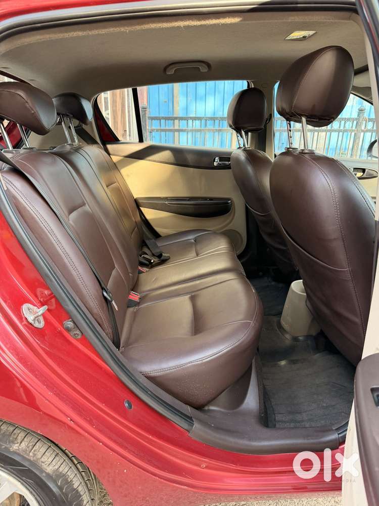 Hyundai I20 2010-2012 1.2 Sportz, 2011, Cng & Hybrids