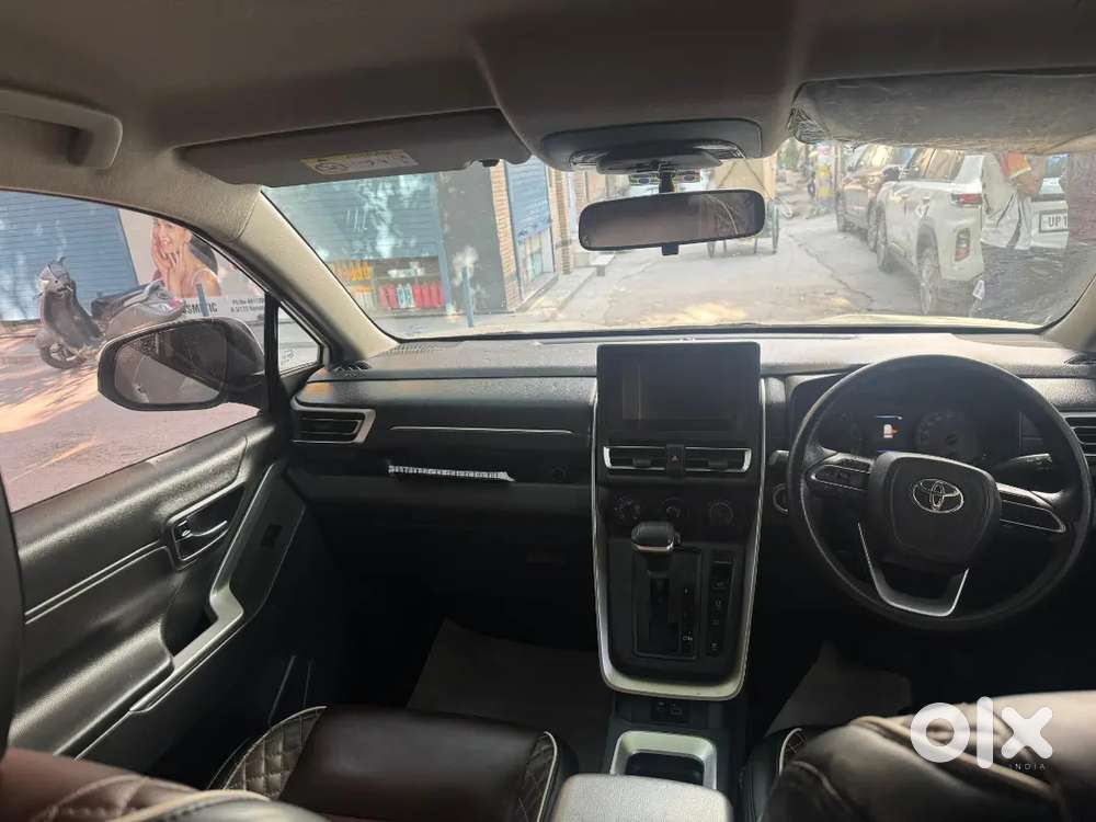 Toyota Innova Hycross 2023 Petrol Good Condition