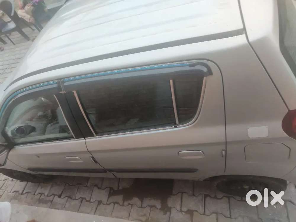 Maruti Suzuki 800 2013
