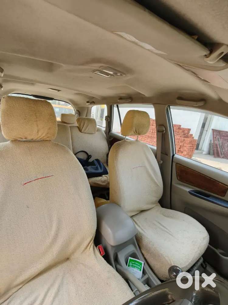 Toyota Innova 2014 Diesel 144000 Km Driven