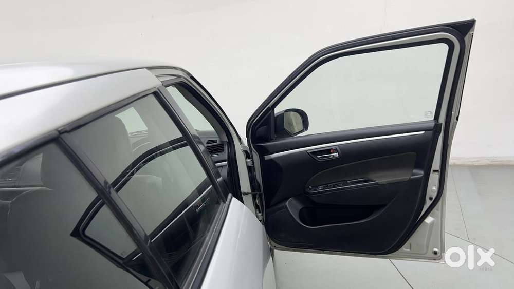 Maruti Suzuki Swift 1.3 Zxi, 2015, Petrol