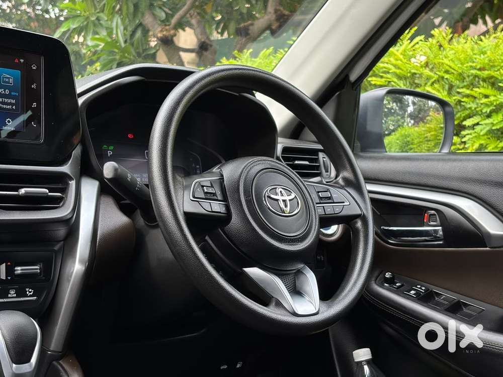 Toyota Urban Cruiser Hyryder 1.5 S Hybrid, 2024, Cng & Hybrids