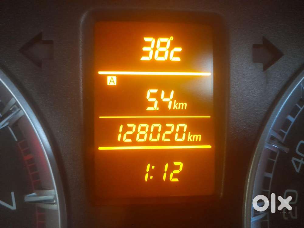 Maruti Suzuki Swift Zxi, 2016, Petrol