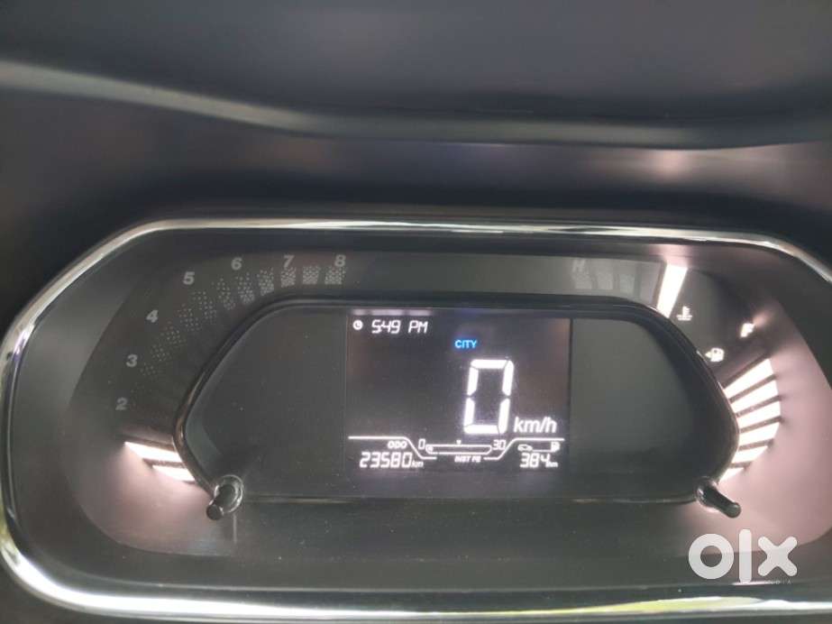 Tata Nexon 1.5 Revotorq Xm (s), 2023, Petrol