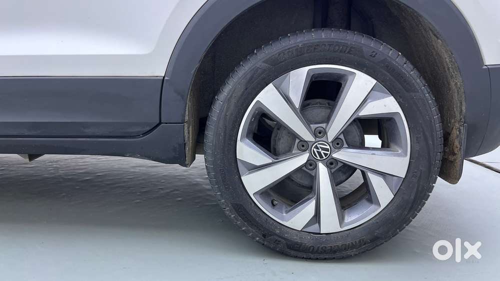 Volkswagen Taigun Topline 1.0 Tsi At (electric Seats), 2023, Petrol