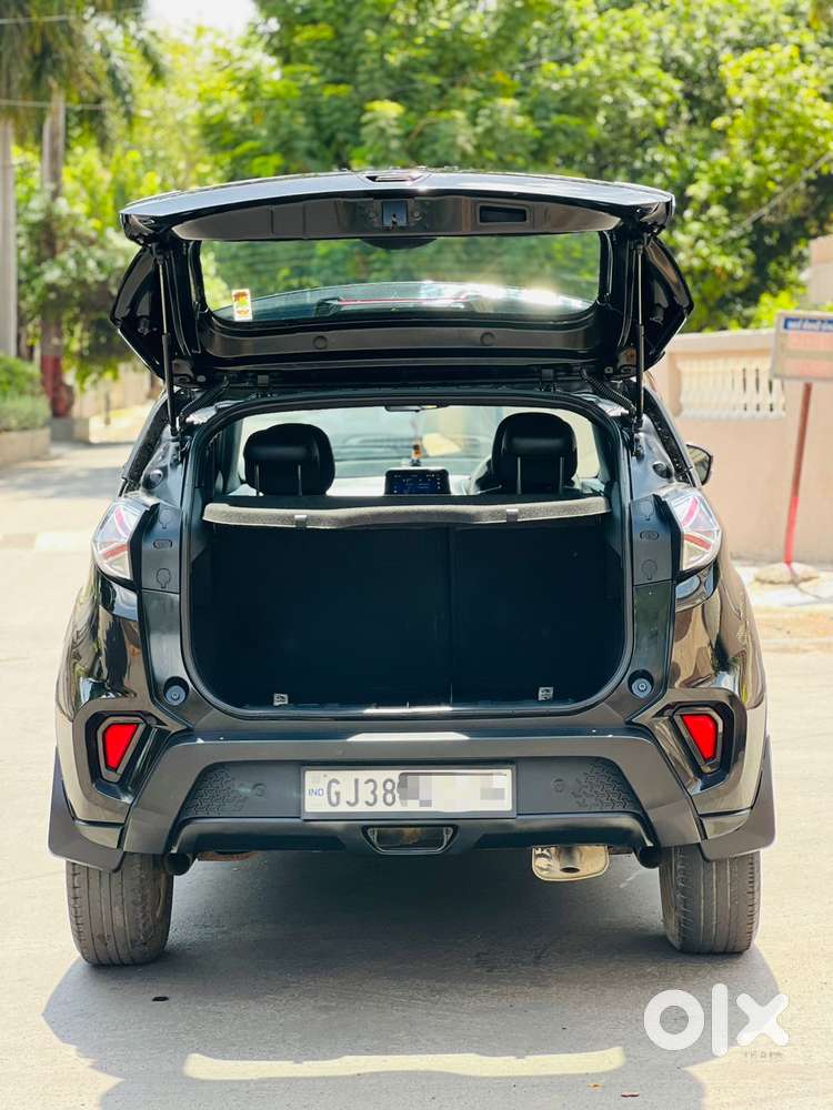 Tata Nexon 1.2 Revotron Xz Plus (o) Dark Edition, 2023, Petrol