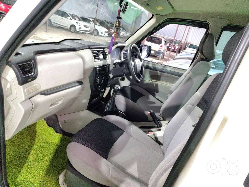 Mahindra Scorpio S6 Plus, 2017, Diesel