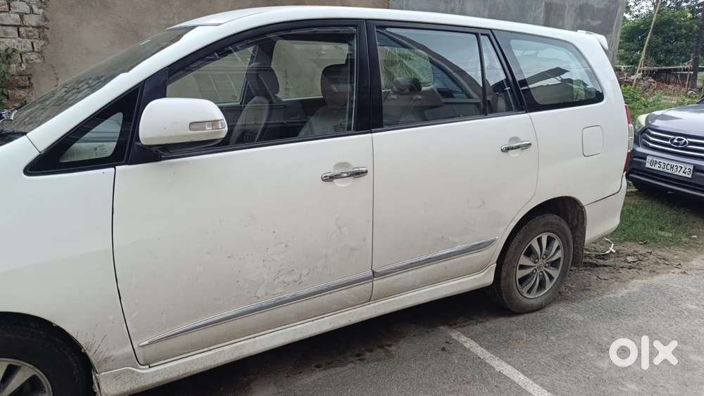 Toyota Innova 2015 With 145000 Km Without Any Metre Back