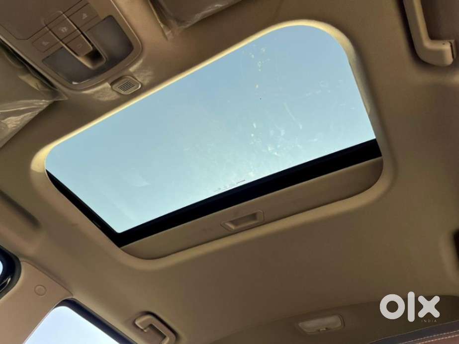 Mahindra Scorpio N Z8 Petrol Mt 7 Str, 2024, Petrol