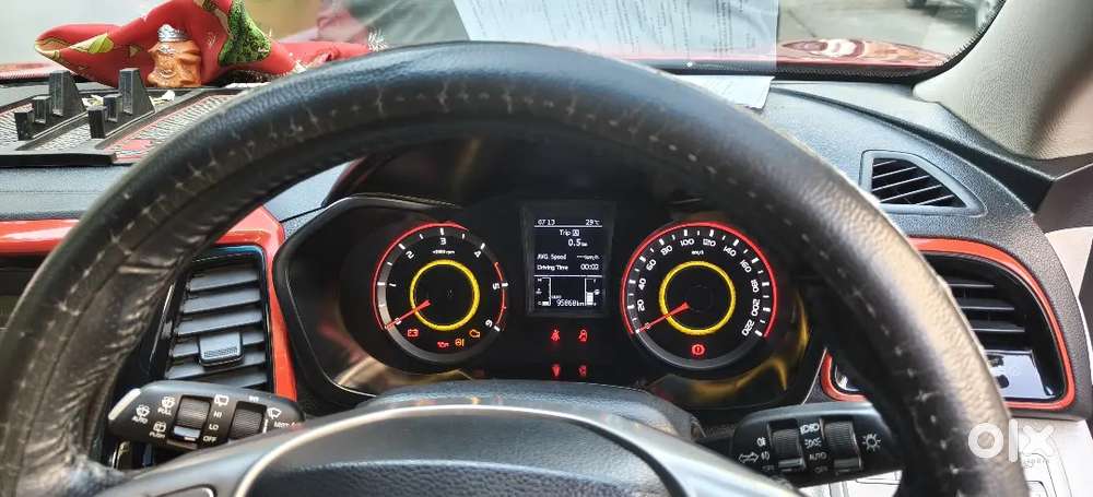Xuv 300 1.5 Diesel Top Model W8 O, Under Extended Warranty,, Nil Dep I