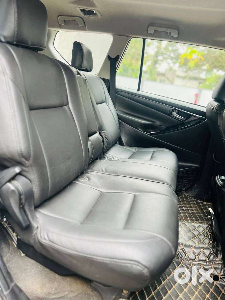 Toyota Innova Crysta 2.4 Gx Mt 8s, 2019, Diesel